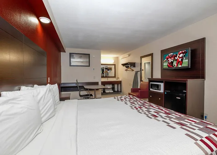 Red Roof - Motel